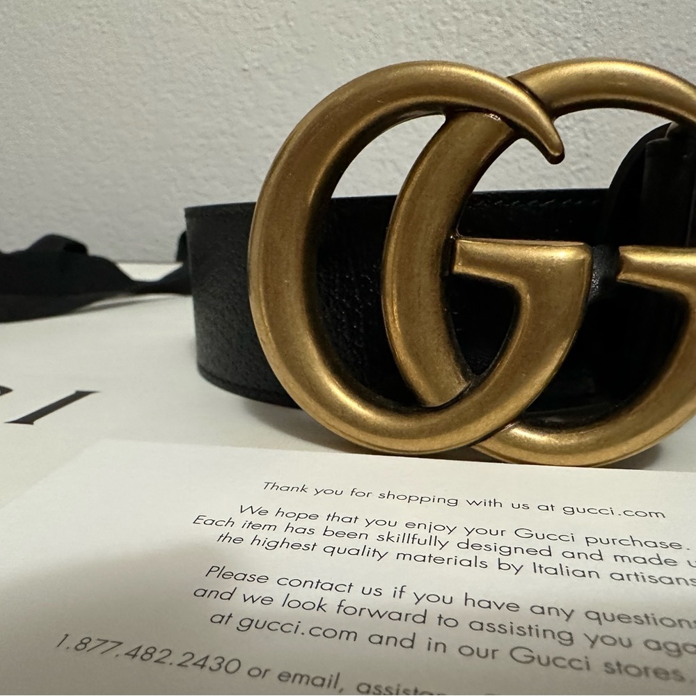 Gucci belt. GG MARMONT LEATHER BELT